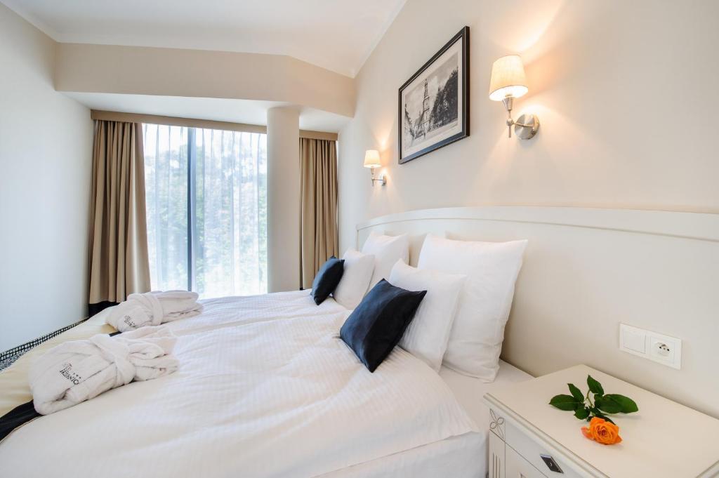 Hotel Trzebnica Rom bilde