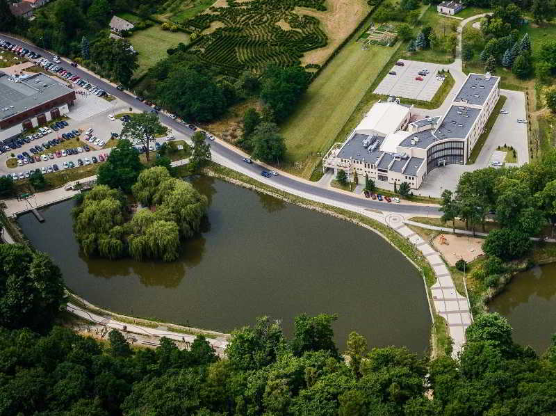 Hotel Trzebnica Eksteriør bilde